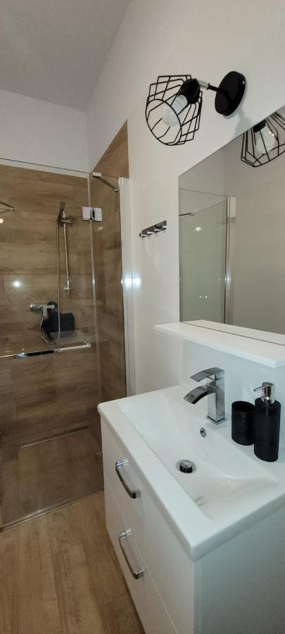 Nest Apartament Zator Bagian luar foto